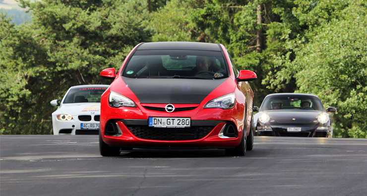 Opel Astra OPC. Фото Kristof Eerdekens, Flickr.com