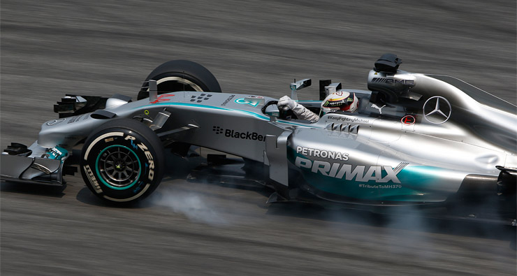 Льюис Хэмилтон на Гран-при Малайзии. Фото «Мерседеса»