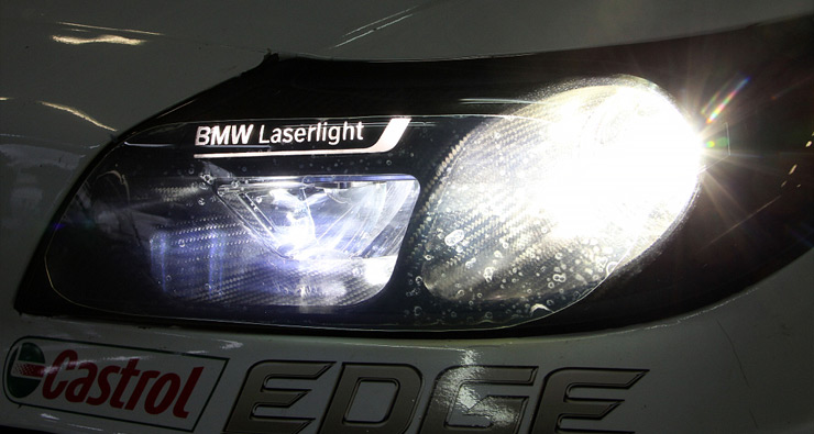 Оснащенный лазерными фарами BMW Z4 GT3. Фото с сайта motorauthority.com