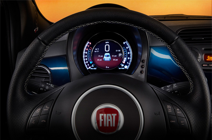 Новый дисплей на Fiat 500
